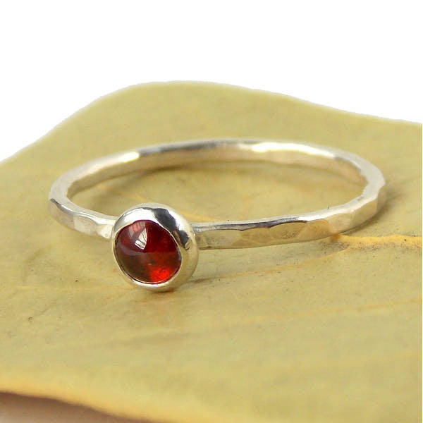 Rings - Garnet Hammered Band Stacking Ring - 925 Sterling Silver Ring With 4mm Red Garnet Cabochon - Stackable January Birthstone Ring - Gift For Her