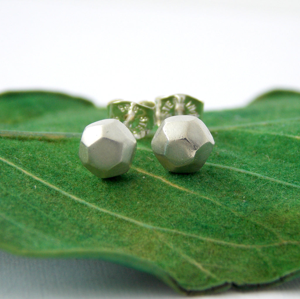 Faceted Pebble Stud Earrings - Sterling Silver - Rito Originals - 4