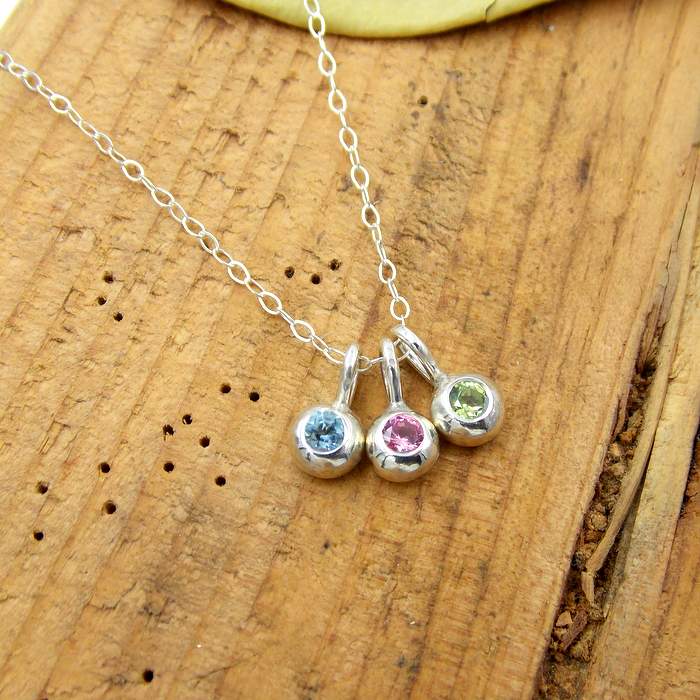 Mother's Necklaces 5 - 6 Birthstones – Think Engraved
