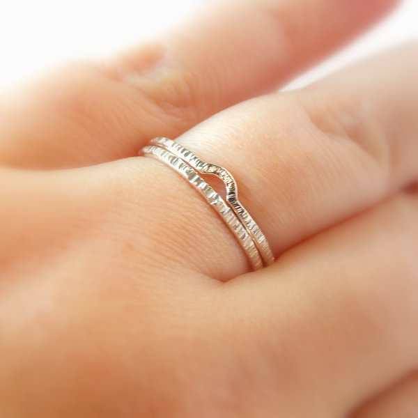 Hatched Curved Stacking Ring - Sterling Silver - Rito Originals - 4