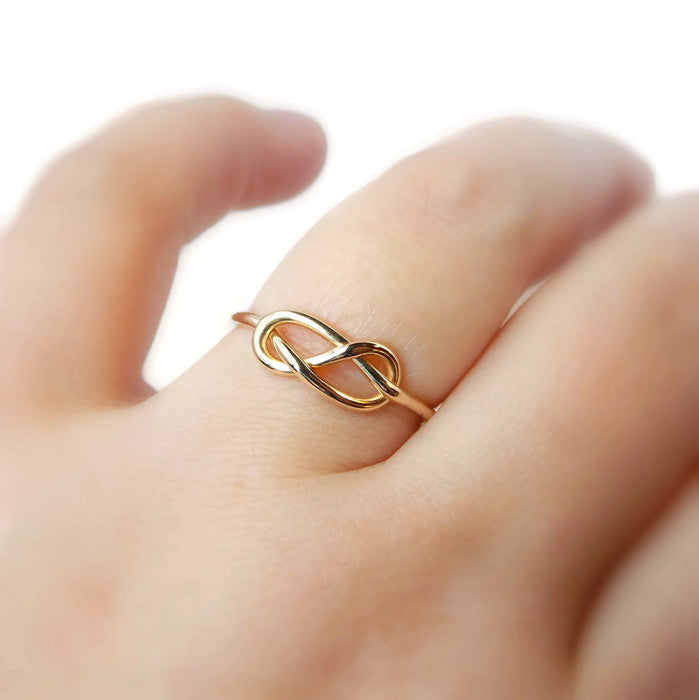 Solid 14k Love Knot Promise Ring in Yellow Gold, Rose Gold, or White Gold  1mm Gold Band -  Canada